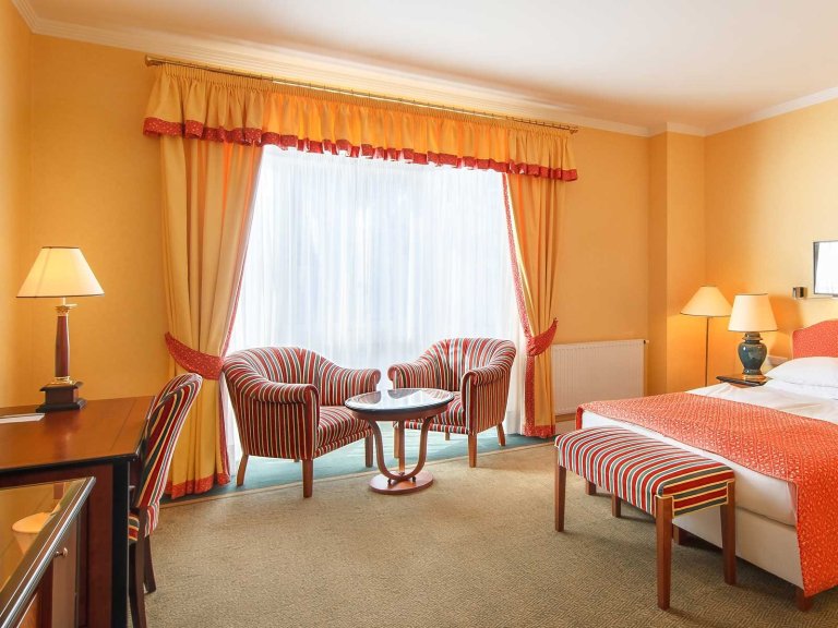 Doppelzimmer mit Balkon