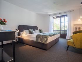 Mit Winterrabatt im Nov. & Dez. | Auszeit in Winterberg im Sauerland mit HP & Schwimmbad