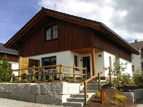Familienglück im Chaletparadies: 6 Familien Tage am See