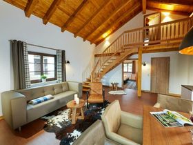 Familienglück im Chaletparadies: 6 Familien Tage am See