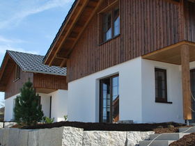 Familienglück im Chaletparadies: 6 Familien Tage am See