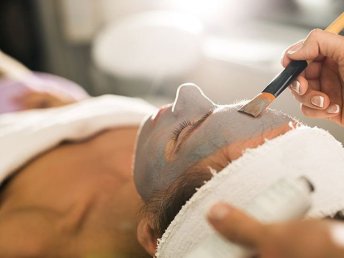 Herbst-Glow & Wellness - Strahle in der kühlen Jahreszeit – mit unserer herbstlichen Spa-Behandlung