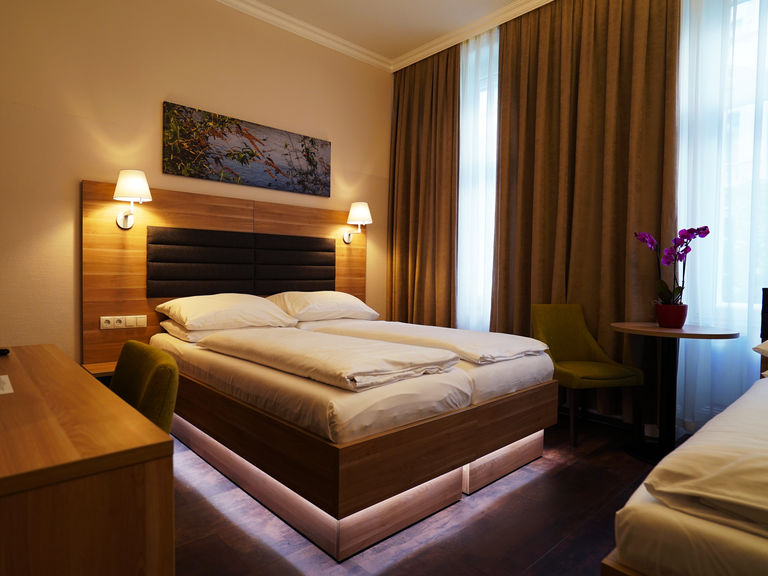 Dreibettzimmer