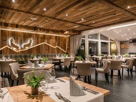 La Bella Vita erleben – Südtirols 4**** MONDI Hotel Tscherms genießen | 7 Nächte