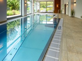 Entspannter Kurzurlaub kl. Auszeit auf dem Rittergut Störmede  inkl. 3-Gang-Menü & Wellnessmassage 