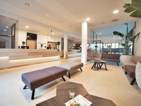 Romantische AusZeit an der Donau - Stilvolle Erholung an der Donau inkl. Wein | 4 Nächte