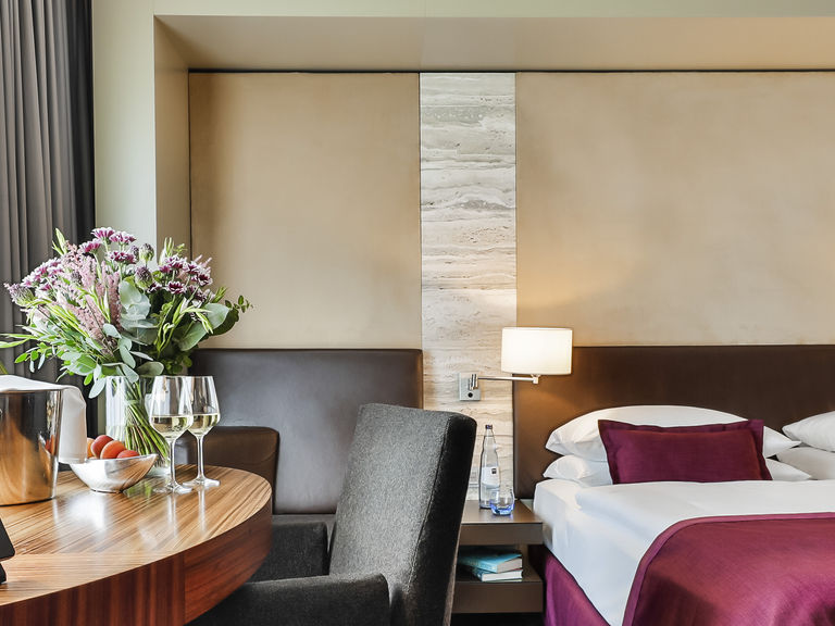 Doppelzimmer Kingsize Bett