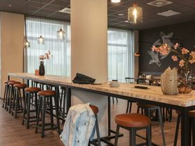 Metropolen-Kurzurlaub in Düsseldorf am Rheinufer | 4 Tage