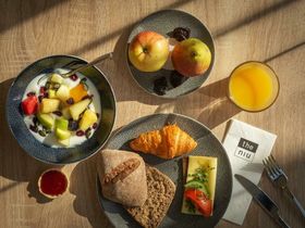 Metropolen-Kurzurlaub in Düsseldorf am Rheinufer | 4 Tage