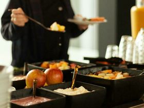 Metropolen-Kurzurlaub in Düsseldorf am Rheinufer | 4 Tage