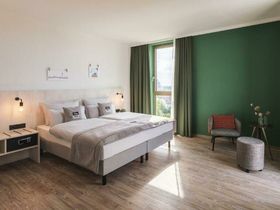 Metropolen-Kurzurlaub in Düsseldorf am Rheinufer | 4 Tage