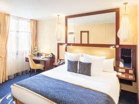 Tschechien entdecken: Kurzurlaub im Herzen Prags am Wenzelsplatz | 4 Tage