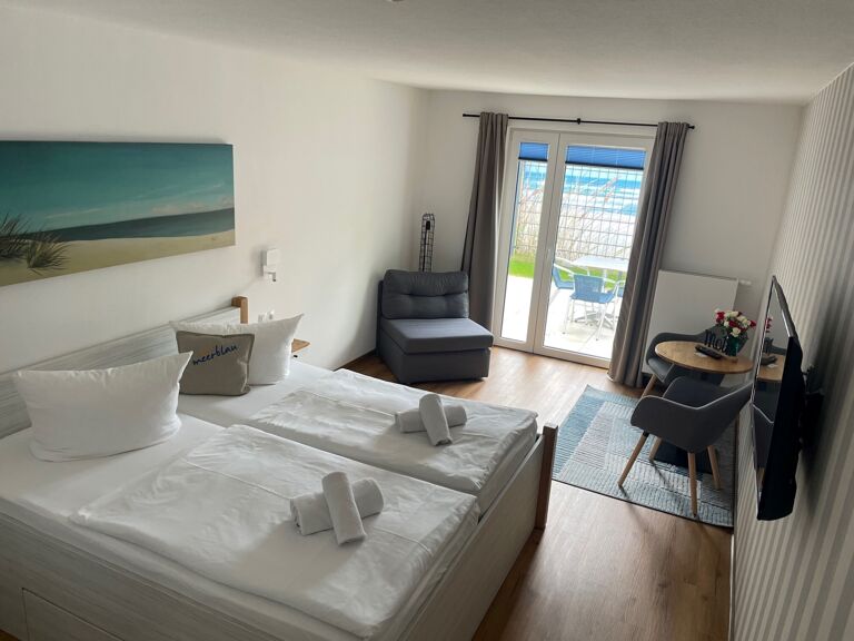 Doppelzimmer mit Terrasse