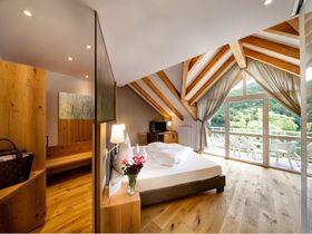 Goldener Herbst am Montiggler See – Ein Naturerlebnis im Seehotel Sparer  - Spar(ers) Zeit