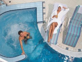 Goldener Herbst am Montiggler See – Ein Naturerlebnis im Seehotel Sparer  - Spar(ers) Zeit