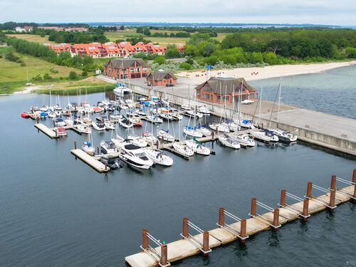 Marina Hotel
