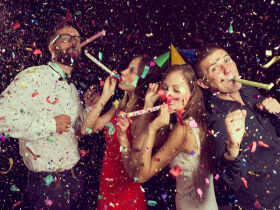 New Year's Eve Fiesta 2025 @ Melia Berlin Tapas Bar | 5 Tage   