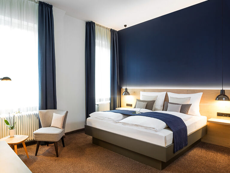Doppelzimmer Kingsize Bett A