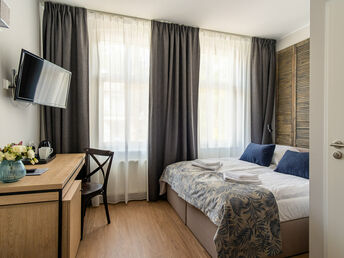 Bild 9 von 28