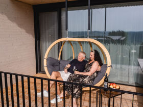 Genussurlaub in Top modernen Lodges inkl. Verkostungen und Führungen | 2 Nächte 