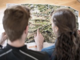 7=6 Aktion: Herbstzeit ist Wanderzeit – Mit Guide & Stöcken durch Südtirol | 7 Nächte