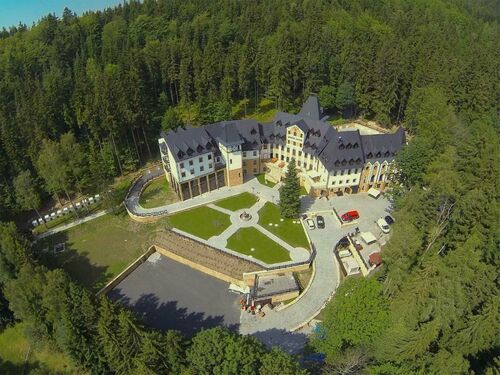 Zamek Luzec Spa und Wellness Resort