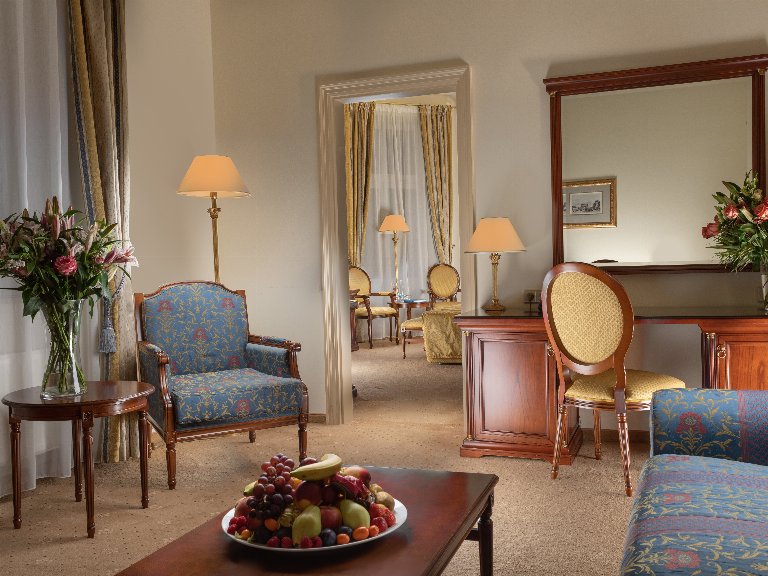 Juniorsuite/n