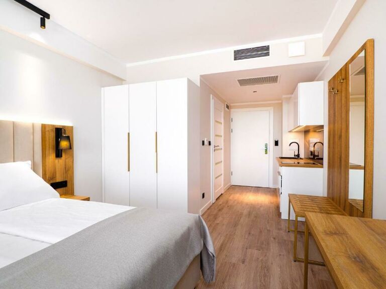 Juniorsuite/n