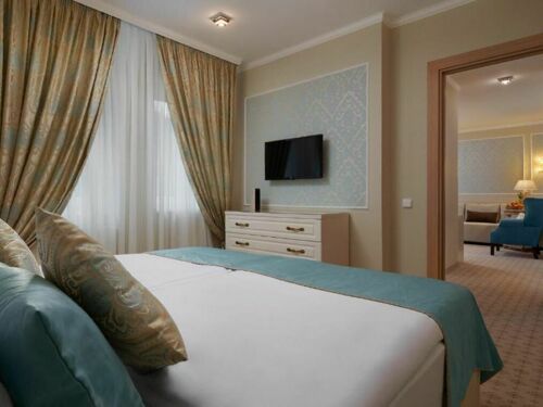 Honour and Grace Hotel