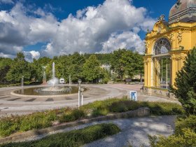 Unterkunft mit Frühstück und privater finnischer Sauna / 4 Nächte| 5 Tage