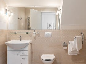 Unterkunft mit Frühstück und privater finnischer Sauna / 2 Nächte| 3 Tage