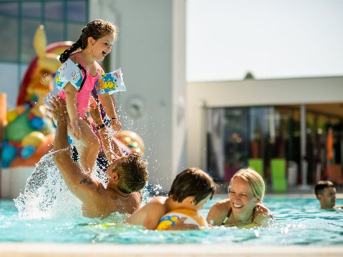 Thermenurlaub mit Frühstück in den Sonnenthermen Chalets****