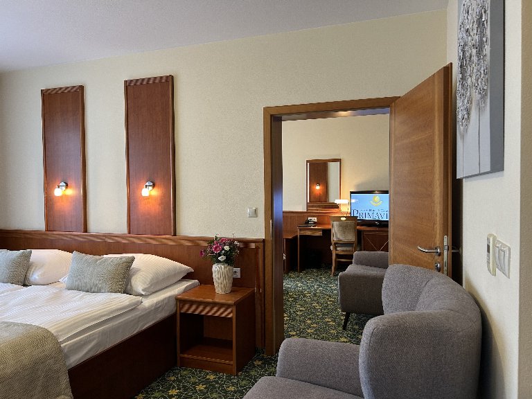 Juniorsuite/n