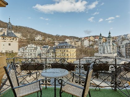 Kurzurlaub mit Frühstück im Hotel Romance in Karlsbad - 5 Tage  
