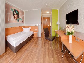 Wilhelma Stuttgart – Besuchen Sie den einzigen Zoologischen-Botanischen Garten in Deutschland!