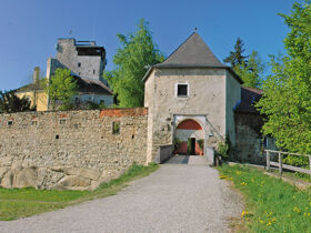 Wanderlust auf der Burg Kreuzen | 4 Tage Wanderurlaub mit historischem Flair