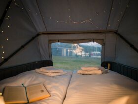 4 Tage Open Air Romantik direkt am Wasser - Schlafen im Schlafstrandkorb inkl. Frühstück