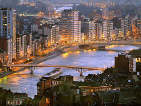 Städtetrip nach Liège 1 Nacht | Beste Ausgangslage für Entdeckungstouren | gegenüber Centre Opéra