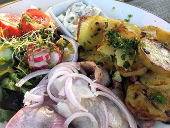 Sommerauszeit an weit­läufigen Stränden inkl. 1 x Abendessen