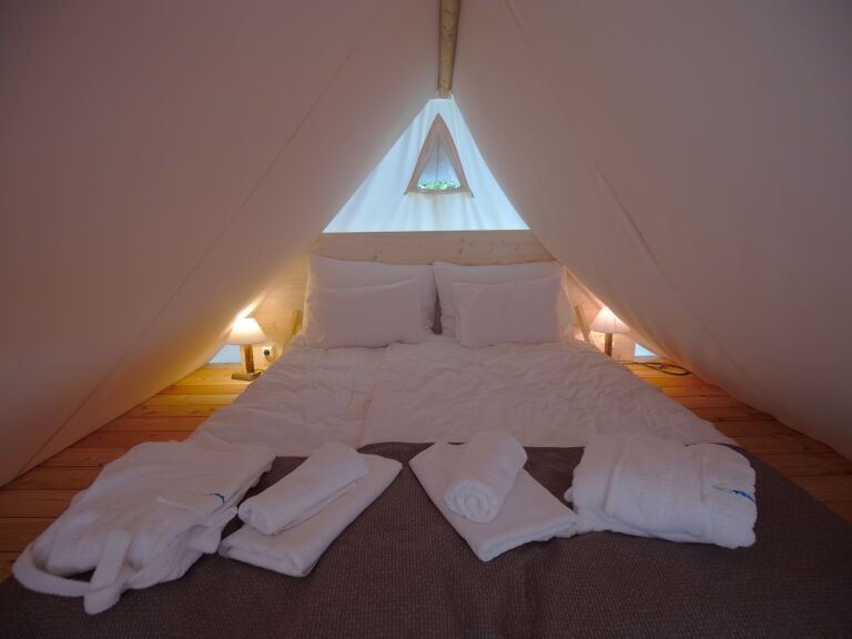 Tipi Suite B