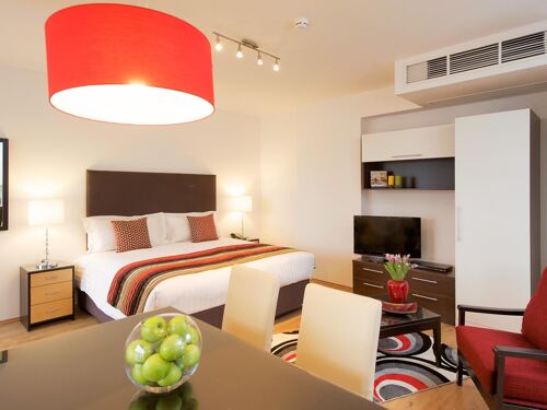 Escala Hotel &amp; Suites