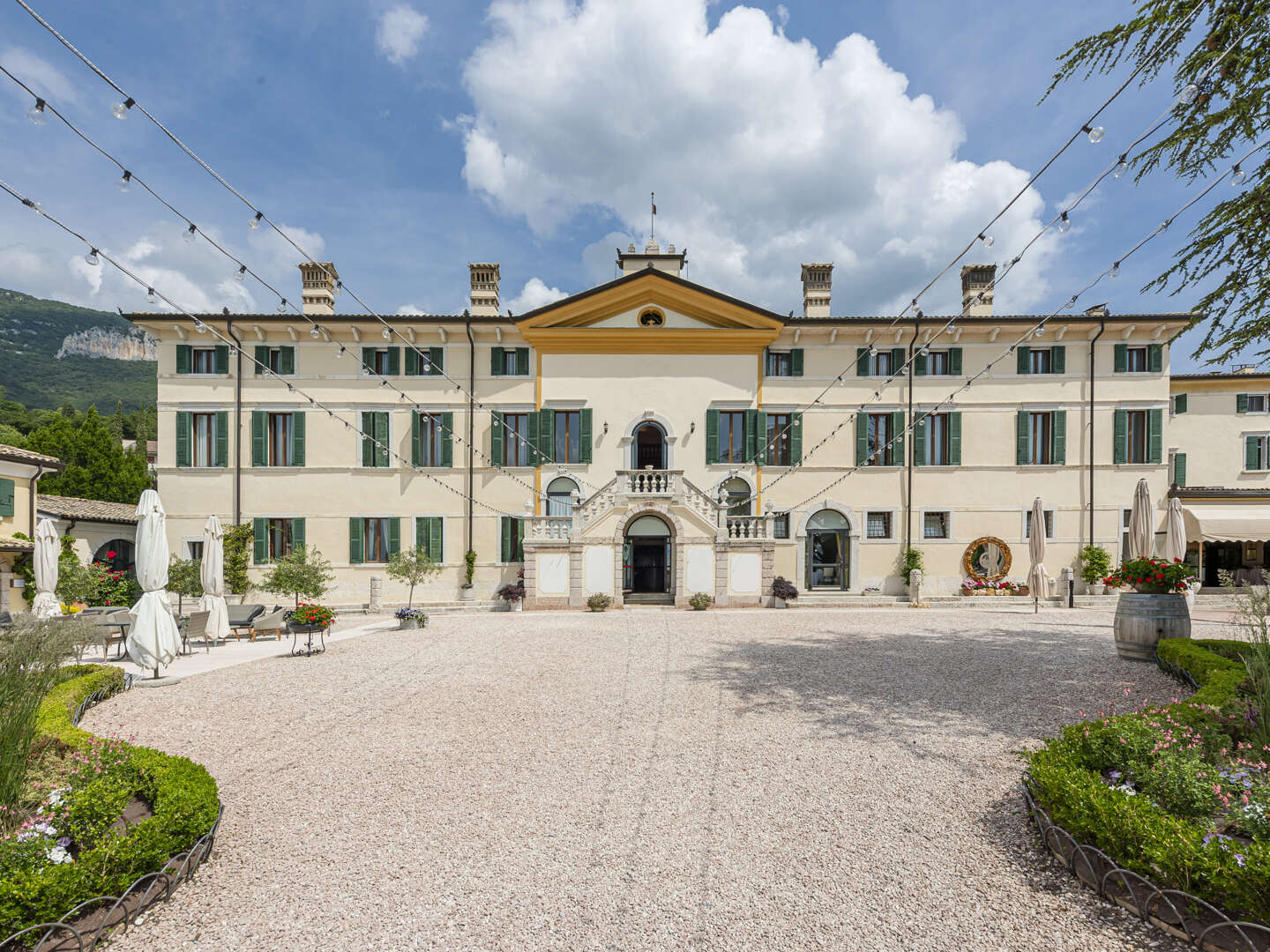 Romantikurlaub in der Villa Cariola inkl. Zimmerdeko & Sekt I 5 Nächte