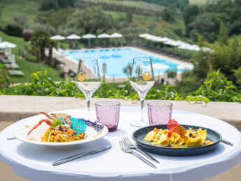 Romantikurlaub in der Villa Cariola inkl. Zimmerdeko & Sekt I 5 Nächte