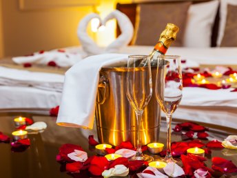 Romantikurlaub in der Villa Cariola – inkl. Zimmerdeko & Sekt I 4 Nächte