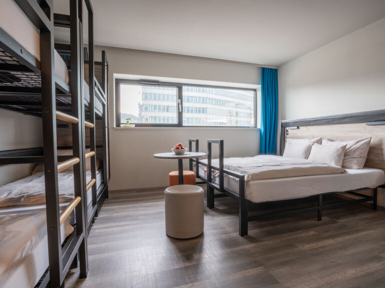 Dreibettzimmer