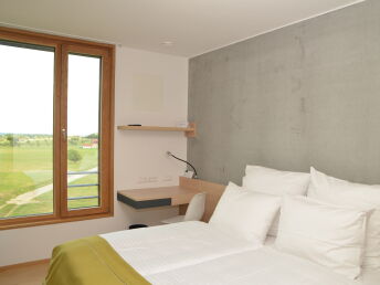Bild 12 von 24