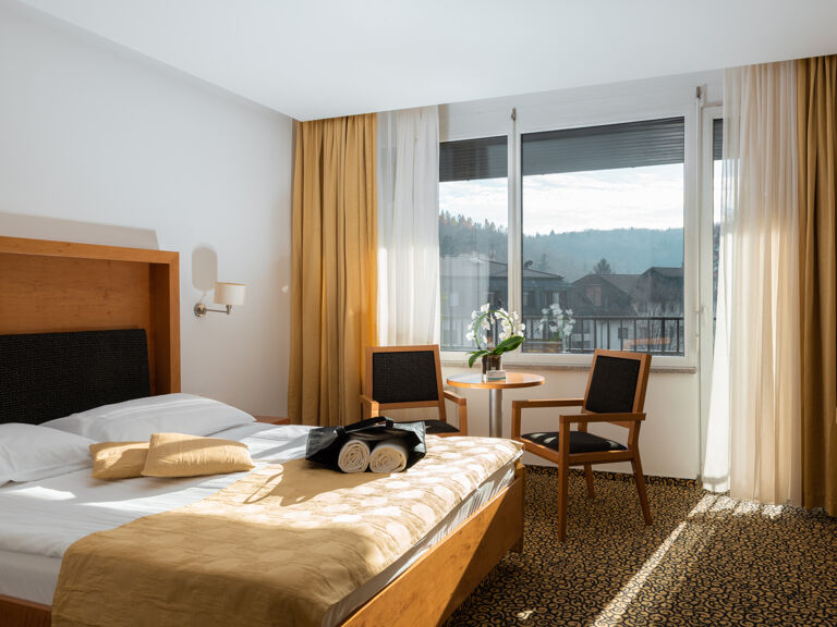 Doppelzimmer mit Balkon