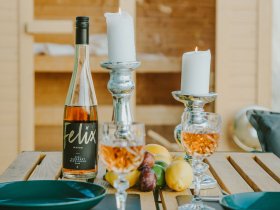 Lustvolle Nächte im Bubble Tent: Ein Spiel der Sinne