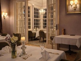 Romantisches Mondschein-Arrangement im Schloss Krugsdorf