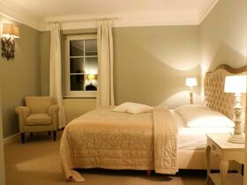 Lustvolle Nächte im Bubble Tent: Ein Spiel der Sinne